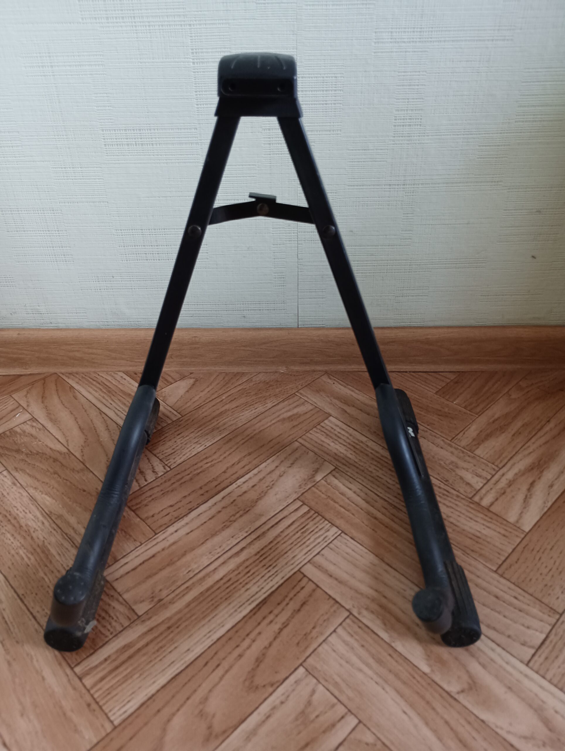 Gitaros stovas - Image 2